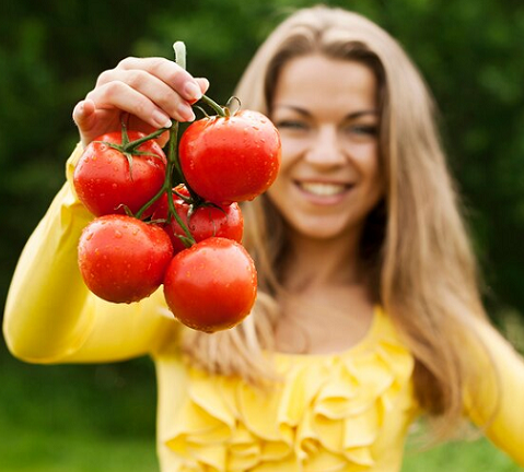 Khawatir Bintik Hitam di Wajah Menetap? Cukup Atasi dengan 6 Bahan Alami