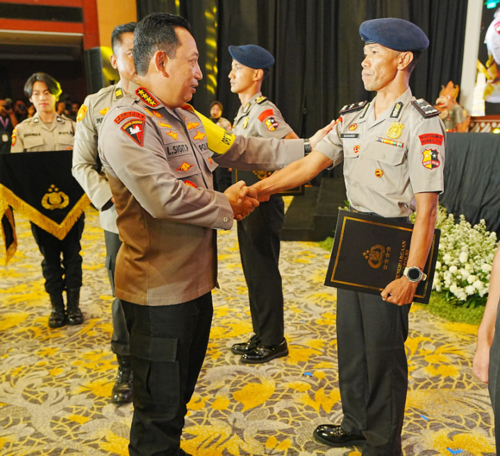 Anggota Satgas Damai Cartenz Berantas KKB Diminta Jaga Kekompakan dengan TNI