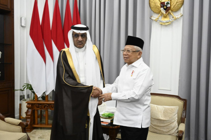 Wapres Ma'ruf dan Dubes Arab Saudi untuk Indonesia Bahas Penguatan Investasi