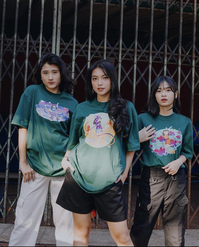 Erigo meluncurkan rangkaian produk terbaru yang berkolaborasi dengan grup idola JKT48 secara eksklusif di Shopee (Foto:Instagram @erigostore)
