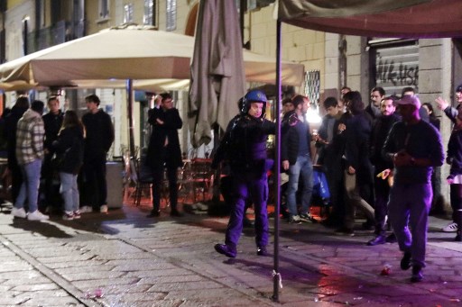 Suporter Tim Tamu dan Polisi Kena Tikam jelang Milan vs PSG