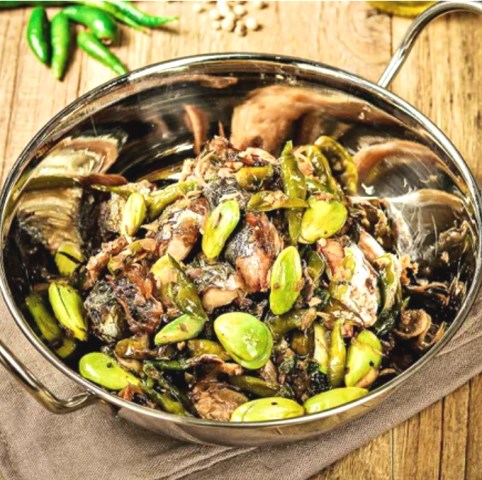 Buat yang sedang diet, mungkin perlu dipikirkan karena lauk ini bikin tambah nasi. (Foto: Dok. Endeus TV)