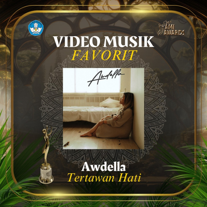 'Tertawan Hati' Raih Video Musik Favorit AMI Awards 2023, Awdella Menangis