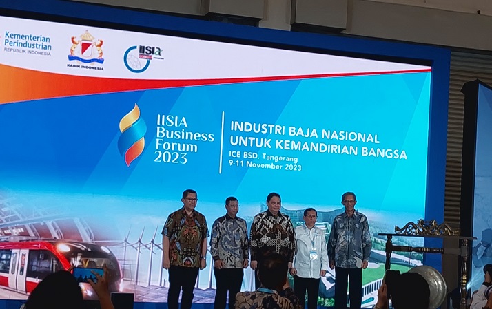 Pelaku Usaha Industri Baja '<i>Kongkow</i>' di IBF 2023