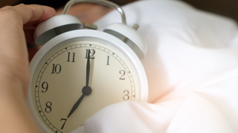 Waktu Indonesia dan Arab Saudi Selisih Berapa Jam? Ini Penjelasannya