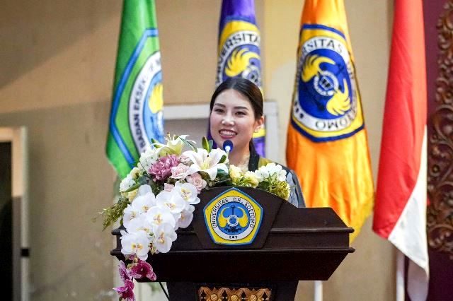 Wamenparekraf dalam acara launching Sekolah Pariwisata Desa (Sepada). (Foto: Dok. Birkom Kemenparekraf)