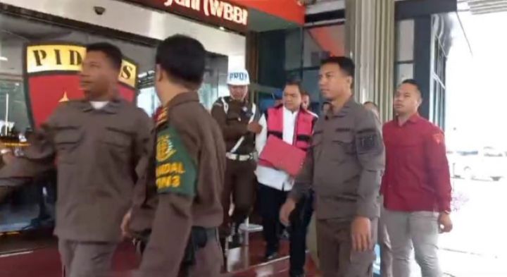 Kejagung Diminta Telusuri Dugaan TPPU Achsanul Qosasi