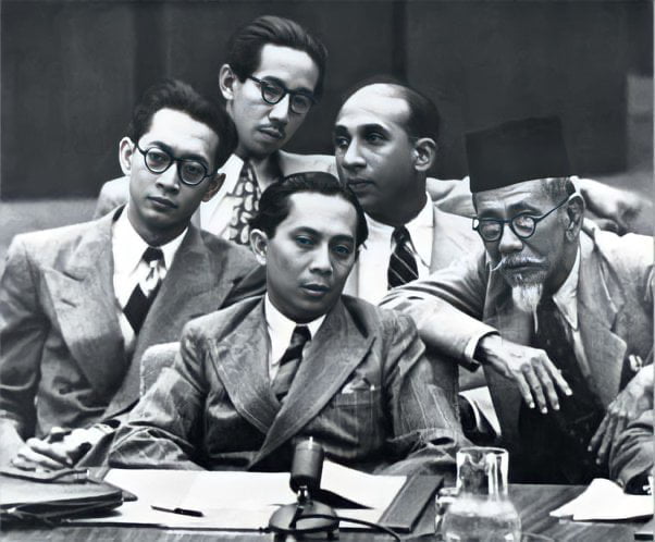 Mengenal Tokoh-tokoh Pahlawan Diplomasi Indonesia