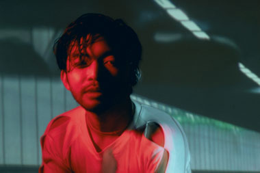 VVYND Ajak Berkelana ke Ruang Tergelap Pikiran Kita lewat Single 