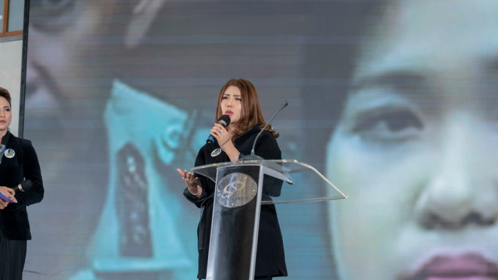 Rey Utami Habiskan Ratusan Juta demi Biayai Acara Doa untuk Jessica wongso