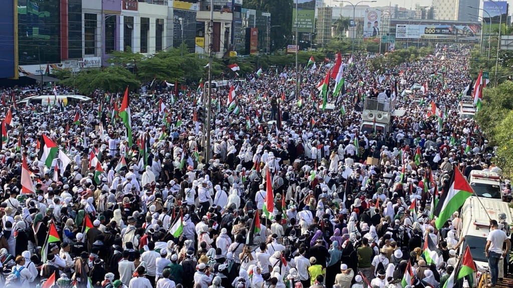 Masyarakat Gelar Aksi Solidaritas untuk Palestina di Bekasi