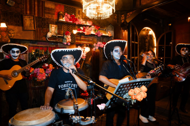 Melihat Perayaan Day of the Dead Meksiko dari Dekat