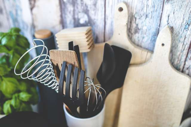 Ini jenis spatula dan pas untuk acara masak-masak kamu. (Foto: Ilustrasi/Dok. Unsplash.com)