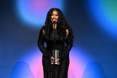 SZA Jadi Penyanyi Wanita Peraih Nominasi Terbanyak di Grammy Awards 2024