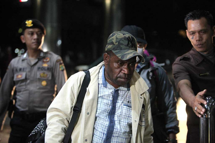 Kena OTT KPK, Pj Bupati Sorong Tiba di KPK