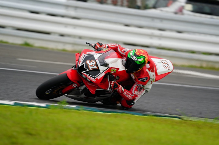 Kisah <i>Comeback</i> Gerry Salim ke Lintasan Balap Usai Cedera Parah