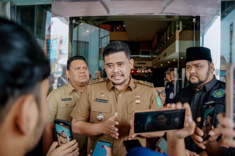 Bobby Nasution Cari Tanggal Cantik Kembalikan KTA ke PDIP