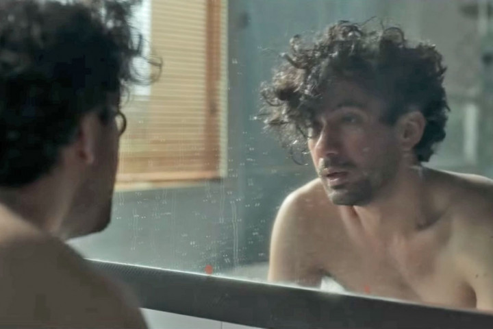 Reza Rahadian Raih Piala Citra Pemeran Utama Pria Terbaik di FFI 2023