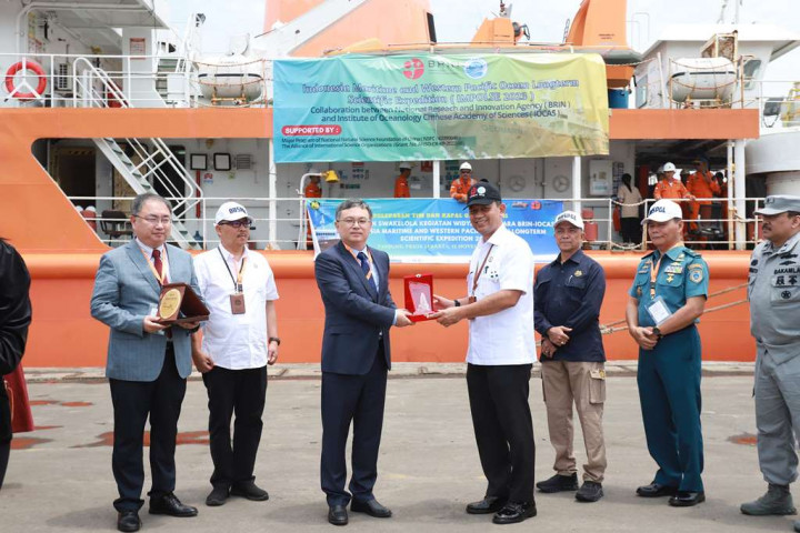 BRIN Berangkatkan Ekspedisi Riset Ilmiah Kelautan Indonesia-China