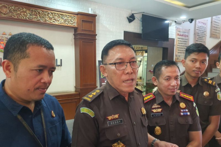 Pungli Layanan <i>Fast Track</i> WNA di Bandara Ngurah Rai, Petugas Raup Rp200 Juta Per Bulan