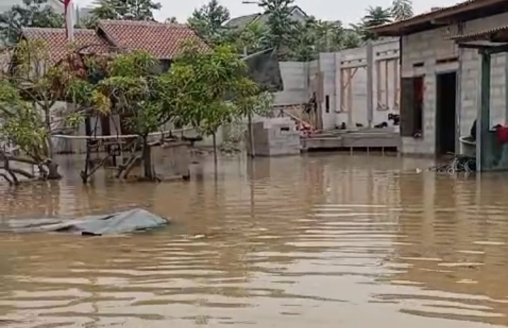 Sungai Cisadane Meluap, 2.502 Warga Teluknaga Tangerang Terendam Banjir