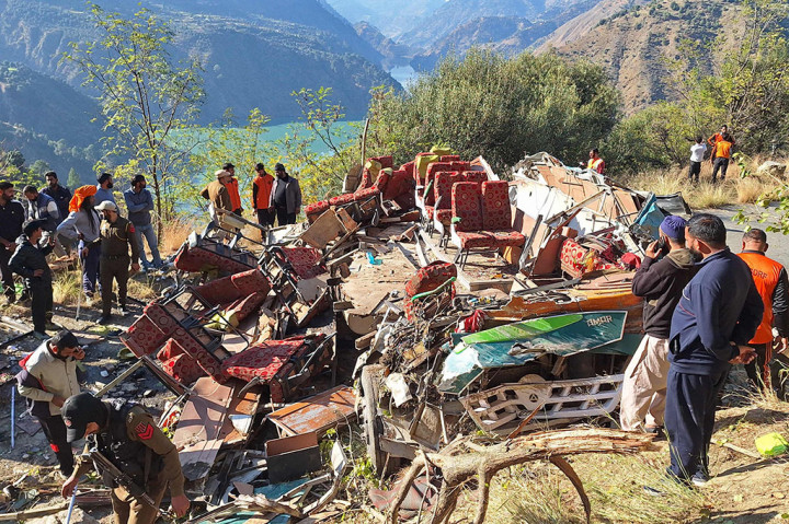 37 Orang Tewas dalam Kecelakaan Bus di India