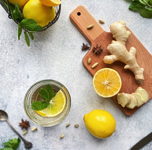 Untuk mempercepat pemulihan tifus, kamu boleh menggunakan pengobatan herbal yang ada di rumah. (Foto: Ilustrasi/Dok. Unsplash.com)