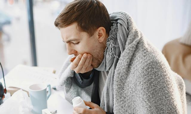 5 Pengobatan Rumahan untuk Bronkitis Redakan Batuk dan Mengi