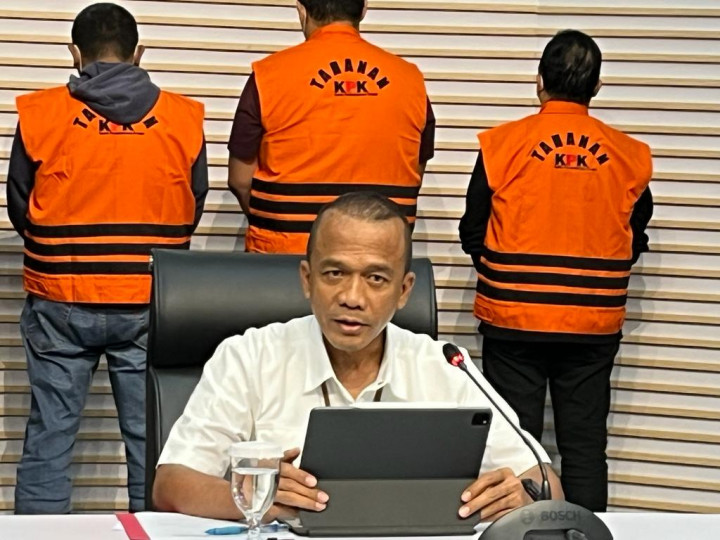 OTT Bondowoso, Kepala Kejari Puji Triasmoro Tersangka