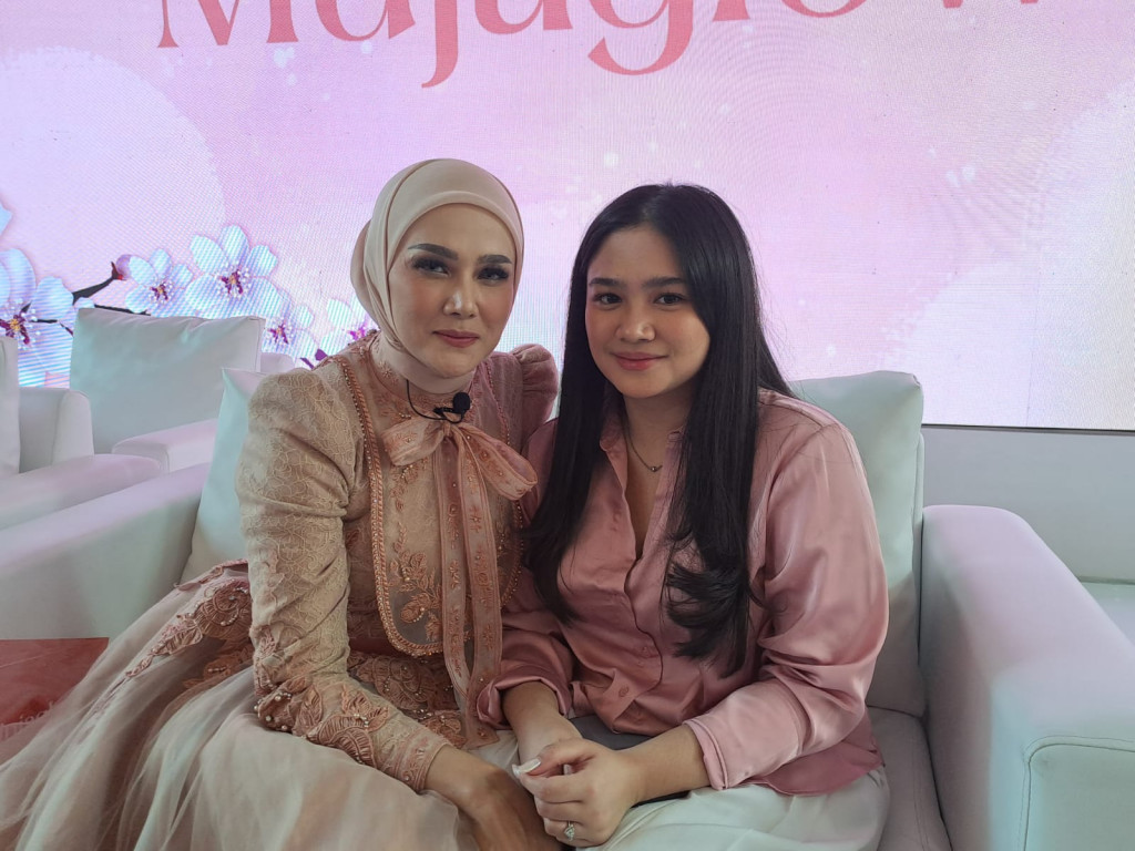 Mulan Jameela dan anaknya, Tiara (Foto: instagram)