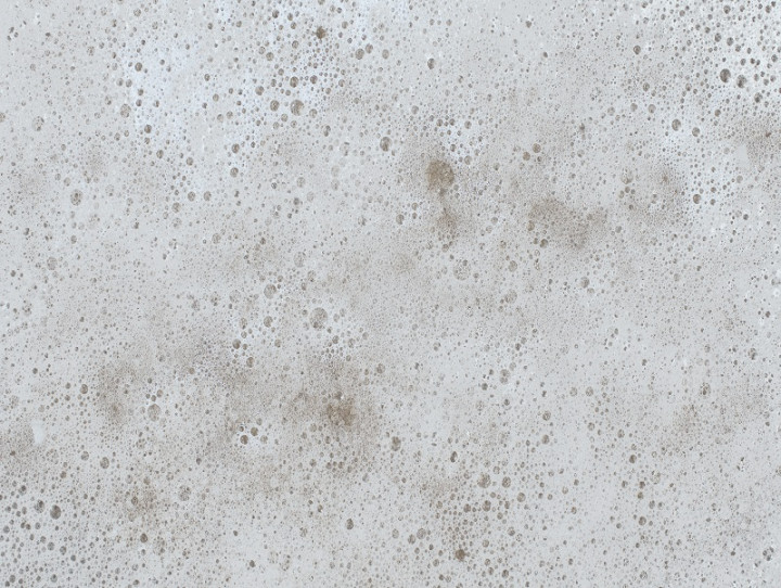 Penyebab Cat Dinding Menggelembung dan Cara Mengatasinya