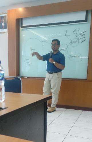 Pendidikan Literasi Politik Instrumen Penting Tegaknya Fondasi Demokrasi