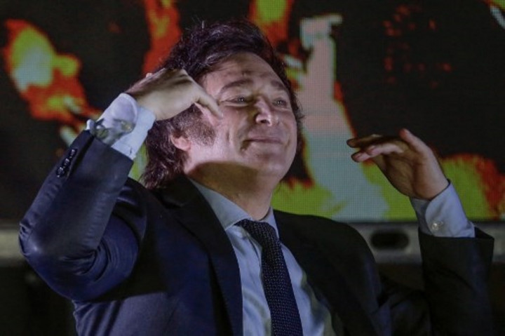 Argentina Pilih 'Orang Luar' Javier Milei sebagai Presiden Baru