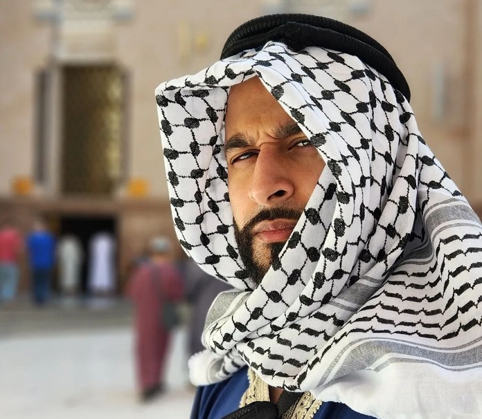 Aktor Inggris Ditangkap Otoritas Arab Saudi gegara Pakai Syal Palestina saat Haji