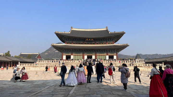 Belajar Sejarah Korea Langsung di Istana Gyeongbokgung