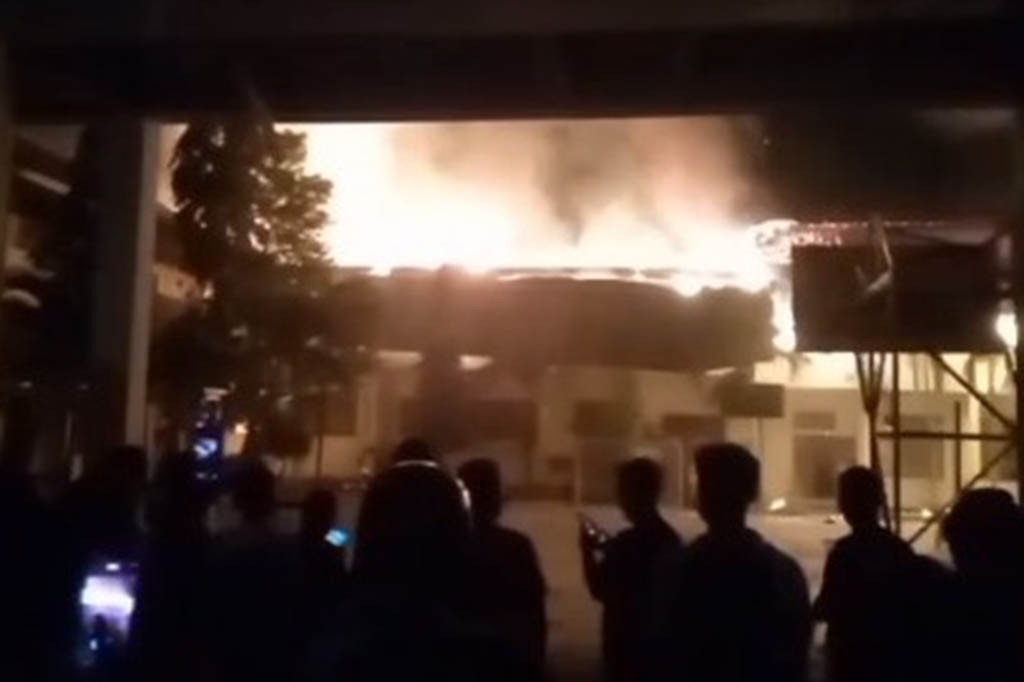 Kebakaran Hanguskan Sebuah Sekolah SMA di Gorontalo