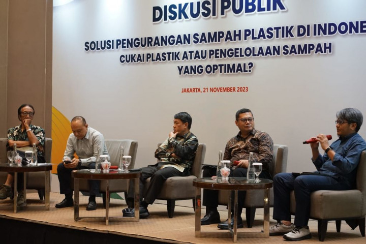 Penarikan Cukai Plastik Dinilai Menghambat Pertumbuhan Ekonomi, Kok Bisa?