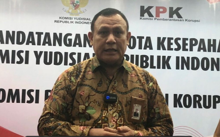 KPK Persilakan Firli Membela Diri usai jadi Tersangka