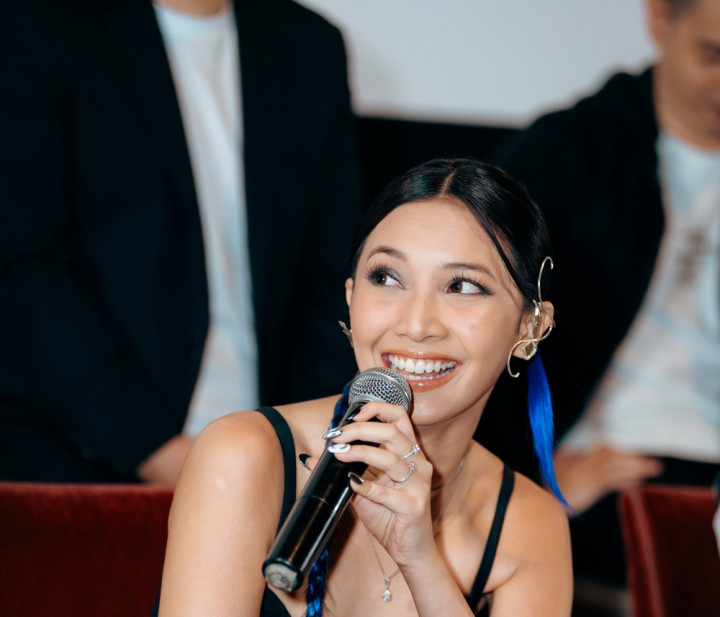 Tantangan Sheila Dara Jadi Istri Dion Wiyoko di Film JESEDEF