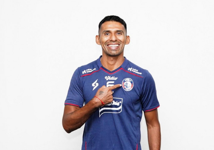 Arema FC Datangkan Striker Bolivia Gilbert Alvarez
