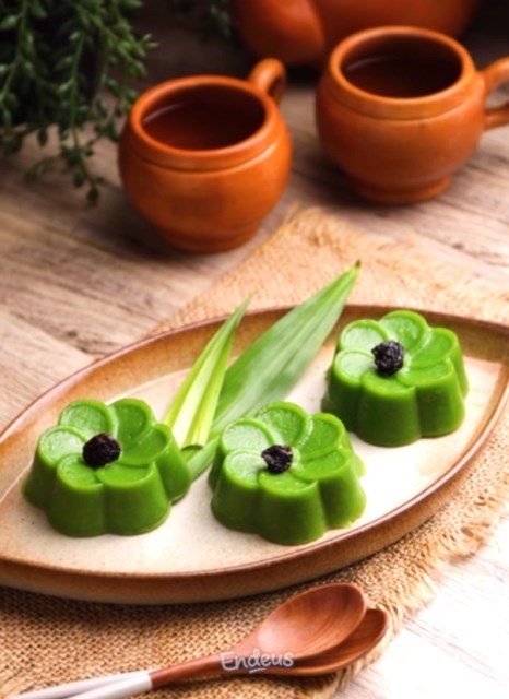 Simak resep bolu kojo dari Endeus TV di bawah ini ya ENDEUSiast. (Foto: Dok. Endeus TV)