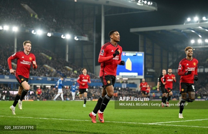 MU Perparah Derita Everton