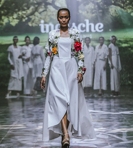 Untuk Pengantin, Indische by Rengganis Tampilkan Kebaya 