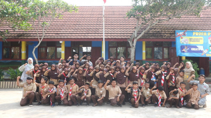 GMLS dan Mahasiswa UMN Ajarkan Siswa SDN 03 Panggarangan Mitigasi Bencana