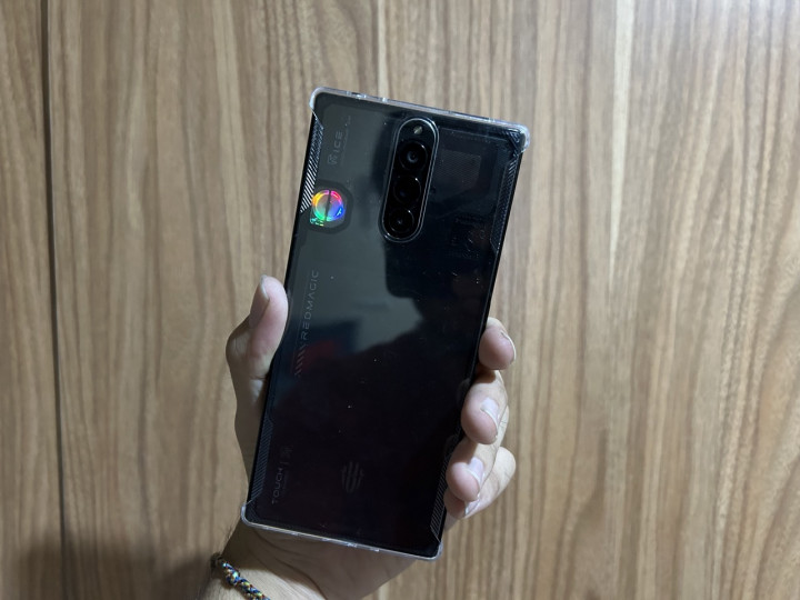 ZTE Nubia 8S Pro: HP Gaming Performa Maksimal, tapi…