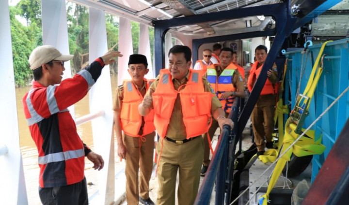 Kapal Hadiah dari Coldplay Mampu Keruk Sampah Plastik hingga 6 Ton