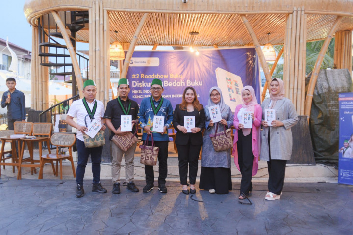 Forum Bedah Buku di Pontianak Bahas Potensi Nikel Sebagai Komoditi Unggulan