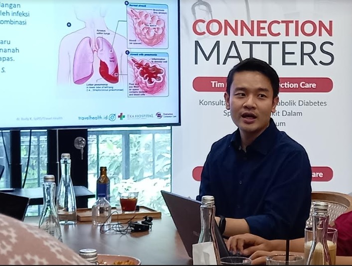 dr. Rudy Kurniawan, Sp.PD, MM, MARS, Dip.TH, Dip.SN, DCD, FRSPH selaku Dokter Spesialis Penyakit Dalam & Travel Health Expert Eka Hospital BSD. Dok. Aulia/Medcom