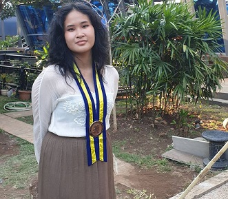 Zizi Si Paling Kompetitif Jadi Wisudawan Termuda ITB di Usia 19 Tahun