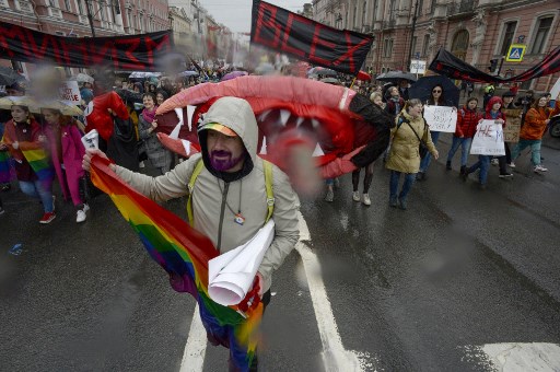 Rusia Resmi Larang Segala Bentuk Aktivisme LGBT
